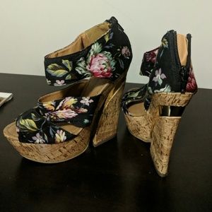 Wedges shoes